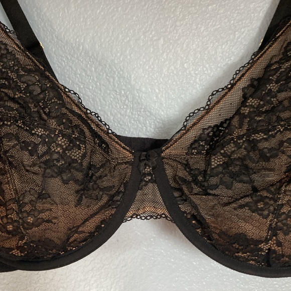 TORRID CURVE black lace bra. Adjustable straps. Underwire. Size 48DDD - Picture 2 of 6